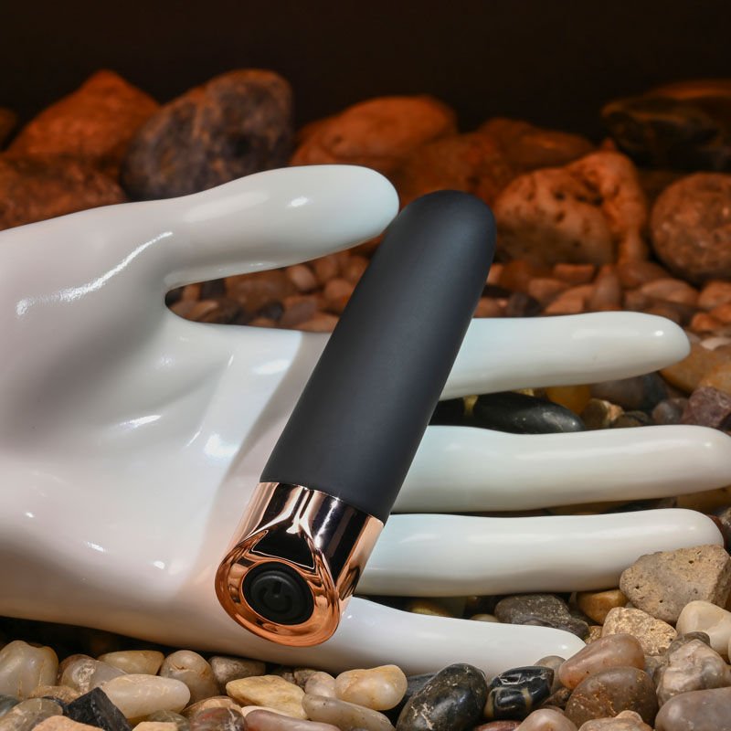 Gender x - the gold standard - bullet vibrator - clitoral stimulator - Product top view  | Flirtybay