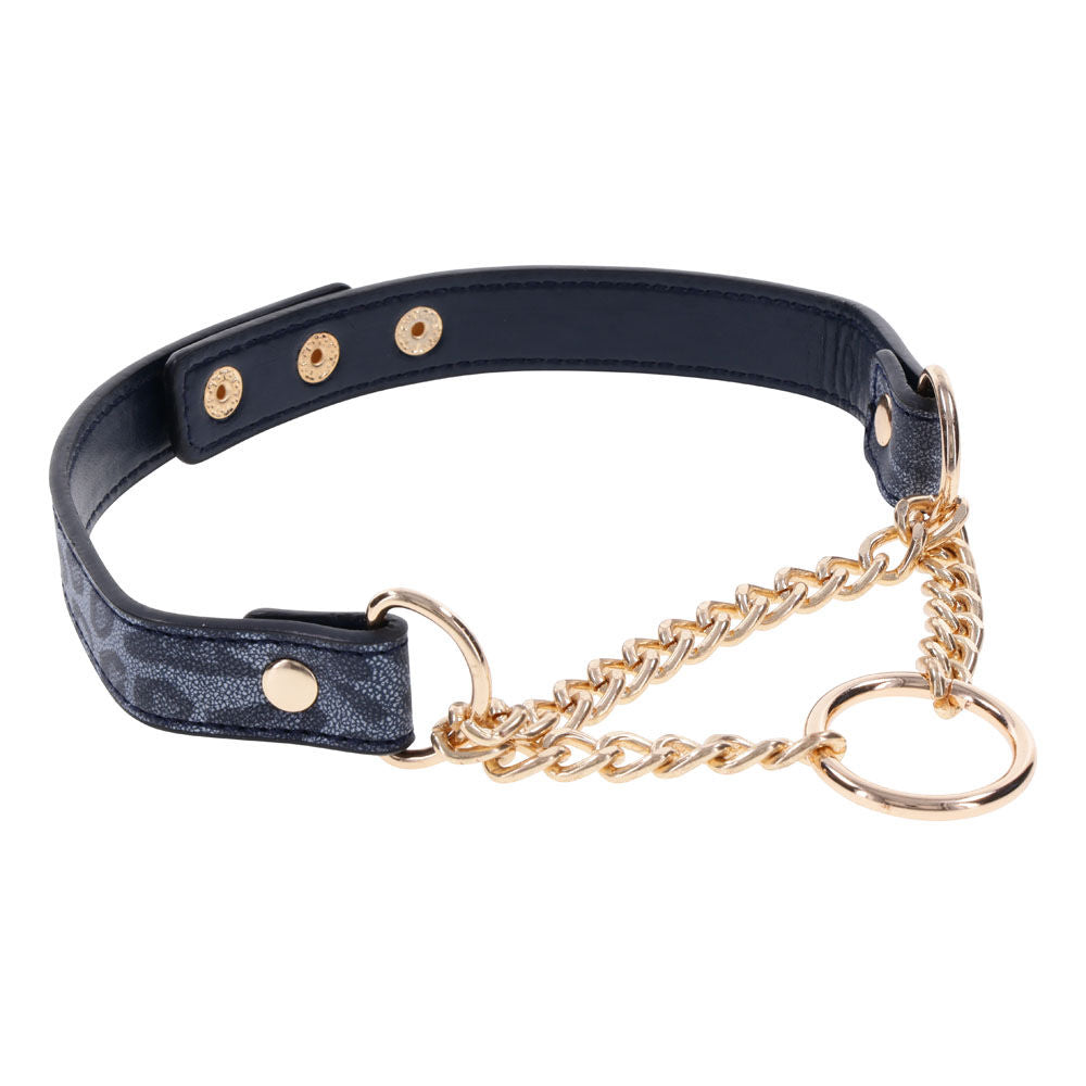 Elegant navy and gold BDSM day collar with fixed chain and gold ring from Sex & Mischief – perfect for light bondage and stylish wear, side | Flirty bay online adult store, adult toys and lingerie