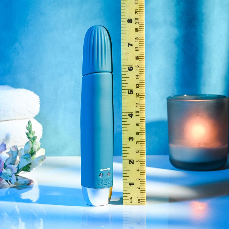 Evolved - super slim - vibrating wand - Product front view, with sizes  | Flirtybay.com.au