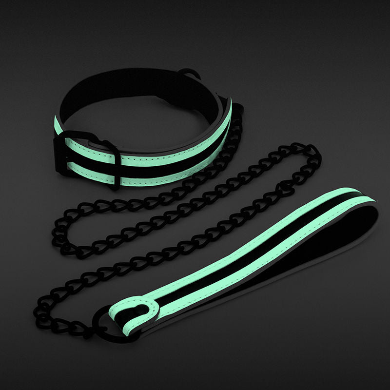 Glo bondage - glow in the dark collar and leash - Product front view  | Flirtybay.com.au