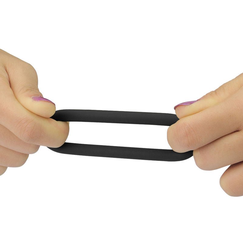 Power plus - soft silicone snug ring - Product side view , show stretch | Flirtybay.com.au